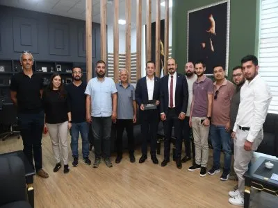 EMO MERSİN ŞUBE BAŞKANIMIZ DOÇ. DR. ALKAN ALKAYA VE  YÖNETİM KURULU ÜYELERİMİZ YENİŞEHİR BELEDİYE BAŞKANI SN. ABDULLAH ÖZYİĞİT`İ MAKAMINDA ZİYARET ETTİ.
