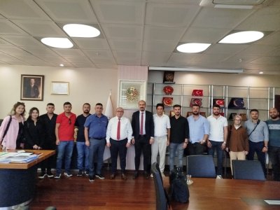 EMO MERSİN ŞUBE BAŞKANIMIZ DOÇ. DR. ALKAN ALKAYA VE YÖNETİM KURULU ÜYELERİMİZ, ERDEMLİ TEMSİLCİLİĞİMİZ İLE BİRLİKTE ERDEMLİ BELEDİYE BAŞKANI SN. MUSTAFA KARAYI MAKAMINDA ZİYARET ETTİ.