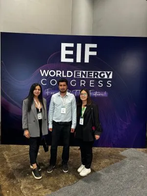 EMO MERSİN ŞUBE YÖNETİM KURULU ÜYEMİZ VE ENERJİ KOMİSYONU BAŞKANIMIZ ENES KÜPELİ VE KOMİSYON ÜYELERİMİZ SEKTÖREL GELİŞMELERİ TAKİP EDEBİLMEK AMACI İLE EIF DÜNYA ENERJİ KONGRESİNE KATILIM SAĞLADILAR.