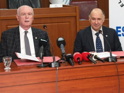 ELEKTRİK MÜHENDİSLERİ ODASI (EMO) ESKİŞEHİR ŞUBESİ VE ODUNPAZARI BELEDİYESİ ARASINDA İŞ YERİ AÇMA PROTOKOLÜ İMZALANDI