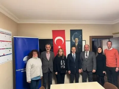 TEPEBAŞI BELEDİYE BAŞKANI DT. AHMET ATAÇ, YÖNETİM KURULUMUZU ZİYARET ETTİ