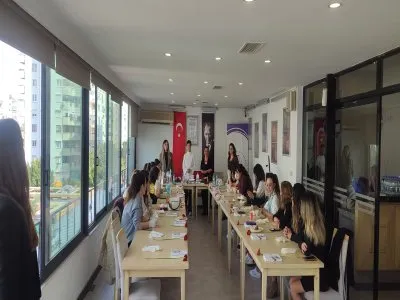MASALLAR EŞLİĞİNDE DOĞAL SABUN ATÖLYESİ ETKİNLİĞİ DÜZENLENDİ