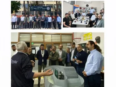 TMMOB`A BAĞLI MESLEK ODALARININ TEMSİLCİLERİ İLE ATA GİRİŞİMCİLİK VE İNOVATİF GELİŞİM PROGRAMI KAPSAMİNDA ATATÜRK MESLEKİ VE TEKNİK ANADOLU LİSESİ ARGE MERKEZİ ZİYARETİ GERÇEKLEŞTİRİLDİ.
